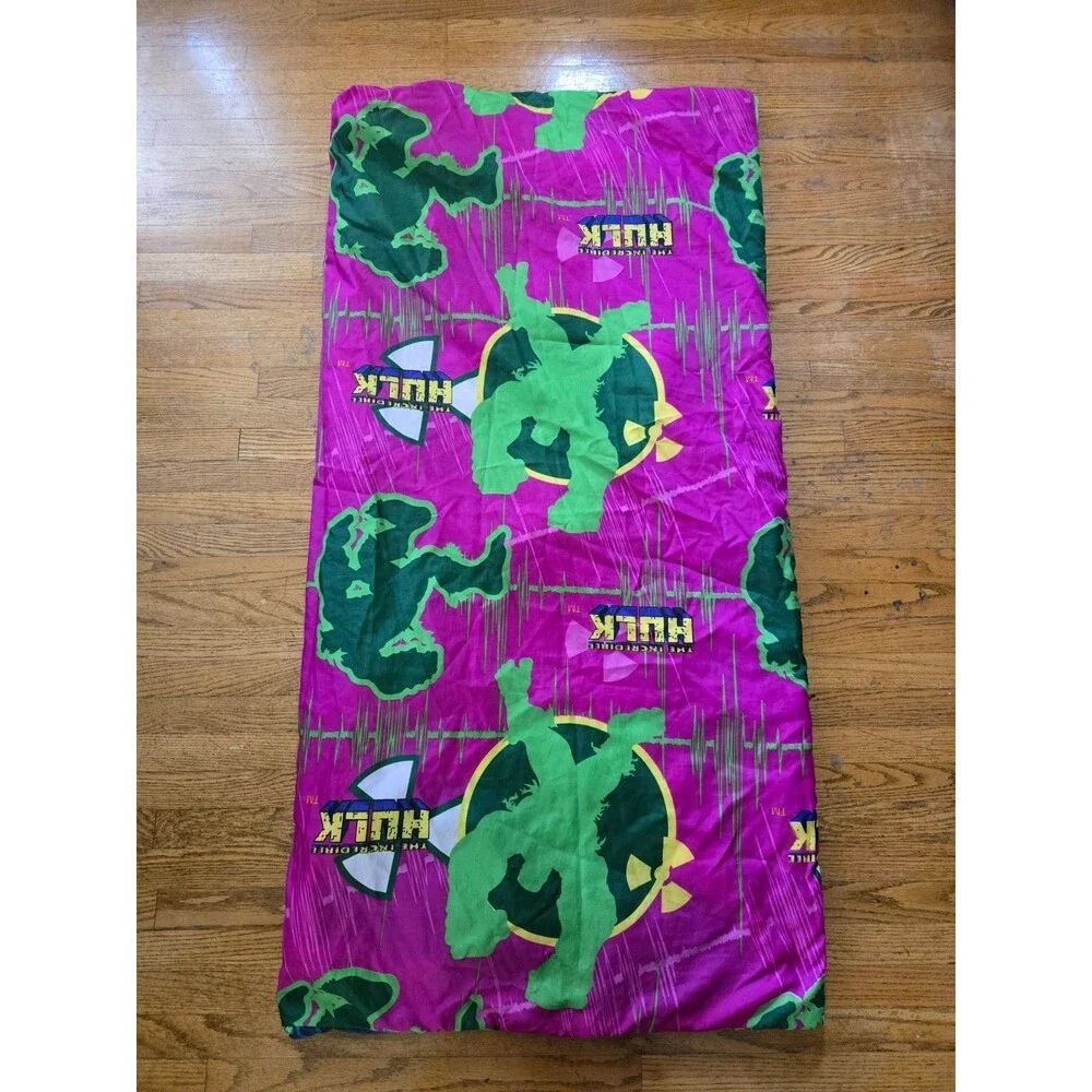Marvel The Incredible Hulk Sleeping Bag and Carrying Tote Bag Reversible